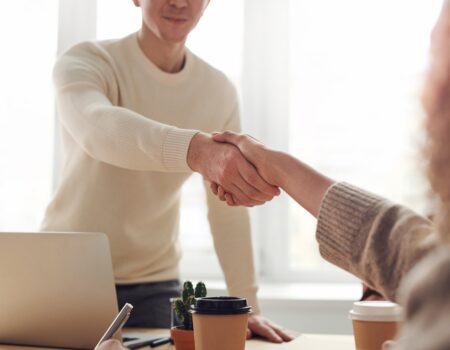 Comment s’habiller pour un entretien d’embauche ?
