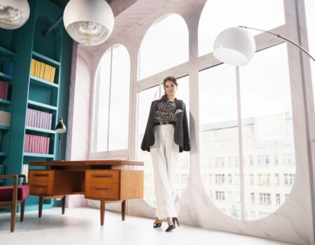 Comment porter un pantalon large avec style ?