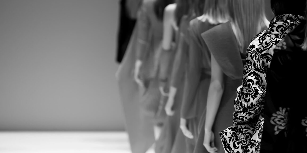 Fashion Week Printemps-Été 2025 : Les tendances qui vont marquer la saison