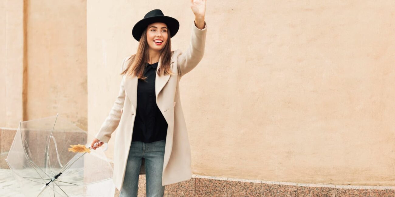 Style casual chic femme : comment maîtriser l’art de l’élégance décontractée ?