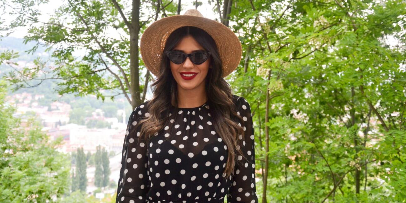 La robe à pois : un classique intemporel de la mode féminine