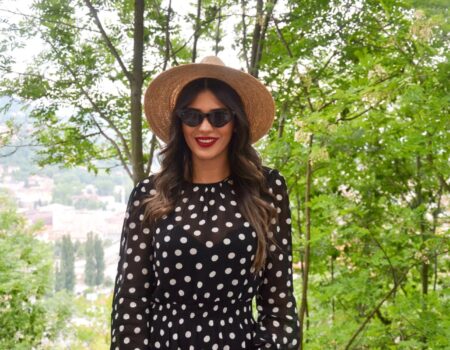 La robe à pois : un classique intemporel de la mode féminine