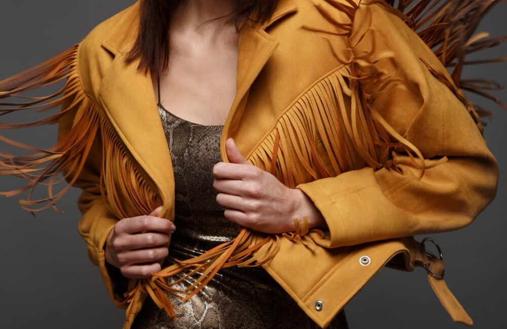 La veste à franges est la tendance phare du printemps 2025
